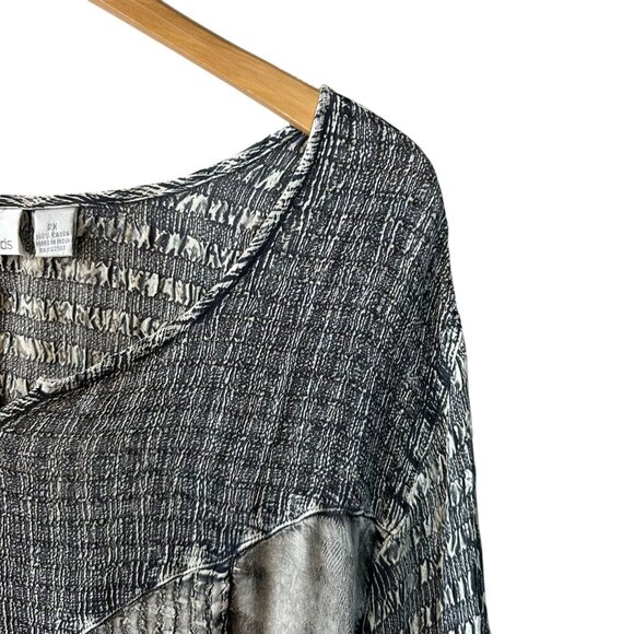 Sacred Threads Patchwork Textured Top Gray Mixed Fabric Size 2X - Picture 3 of 6